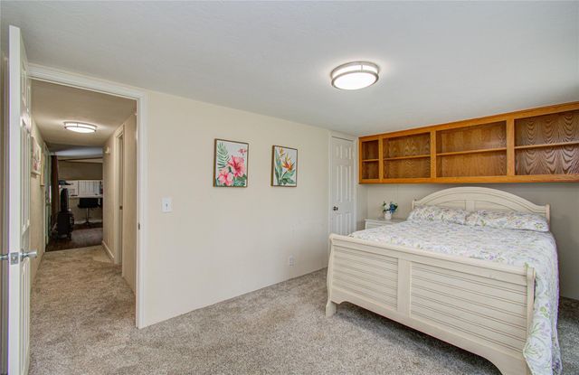 36 W Old Field Drive, Huffman, TX 77336