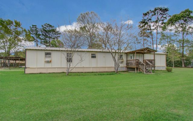 36 W Old Field Drive, Huffman, TX 77336