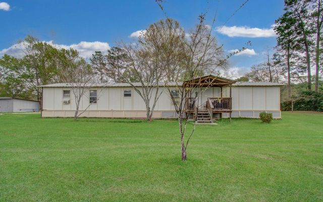 36 W Old Field Drive, Huffman, TX 77336