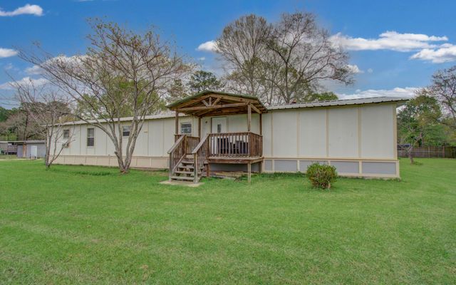 36 W Old Field Drive, Huffman, TX 77336