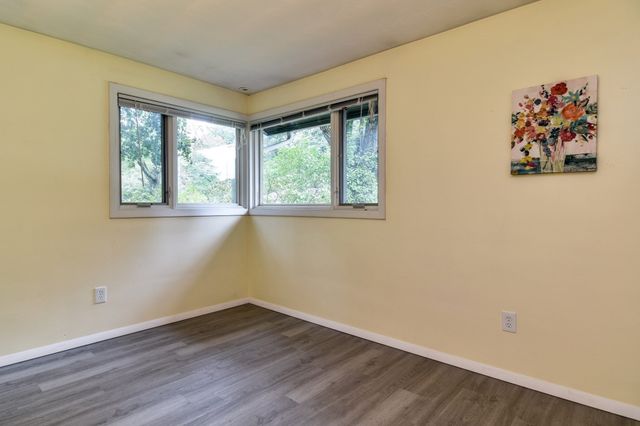 29 Eisenhower Road, Framingham, MA 01701