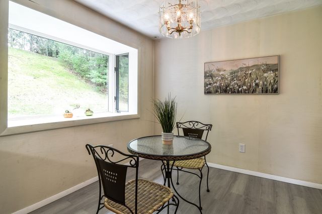 29 Eisenhower Road, Framingham, MA 01701