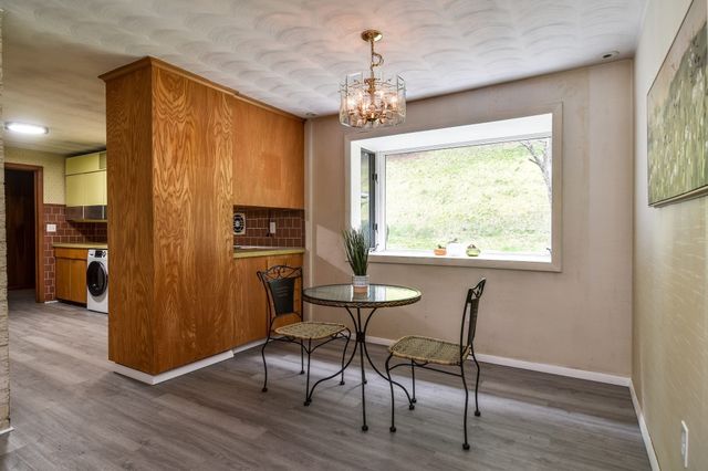 29 Eisenhower Road, Framingham, MA 01701