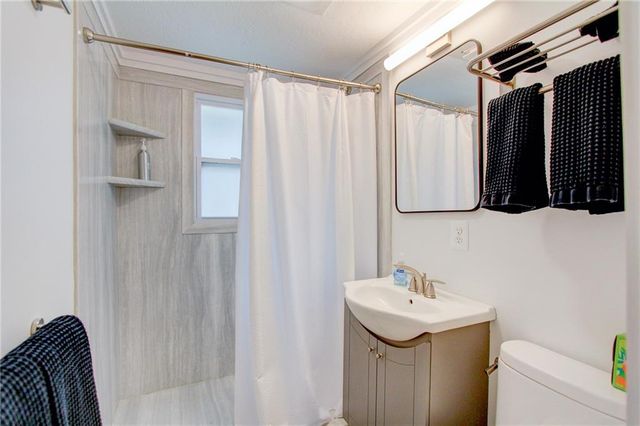 61 H Street, Lake Lotawana, MO 64086