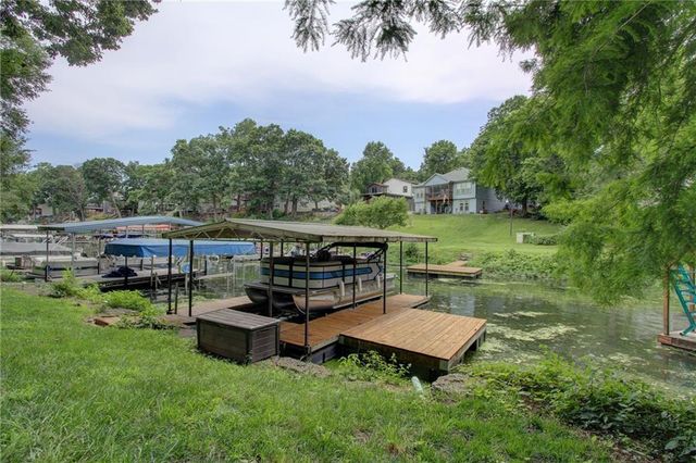 61 H Street, Lake Lotawana, MO 64086
