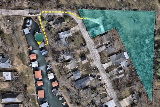 61 H Street, Lake Lotawana, MO 64086