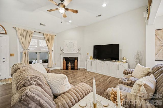 322 Willow Tree Drive, Rock Hill, SC 29732