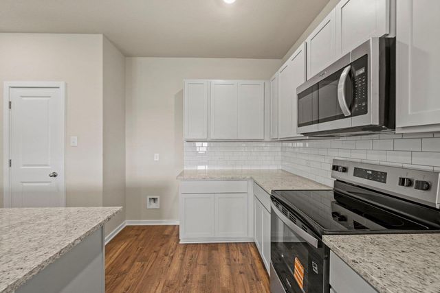 172 Wind Hill, Jarrell, TX 76537