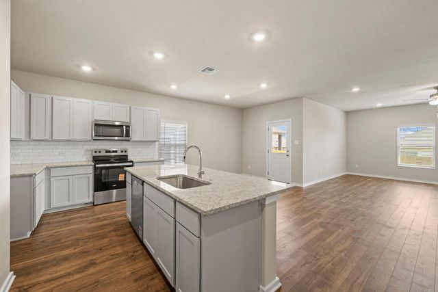 172 Wind Hill, Jarrell, TX 76537
