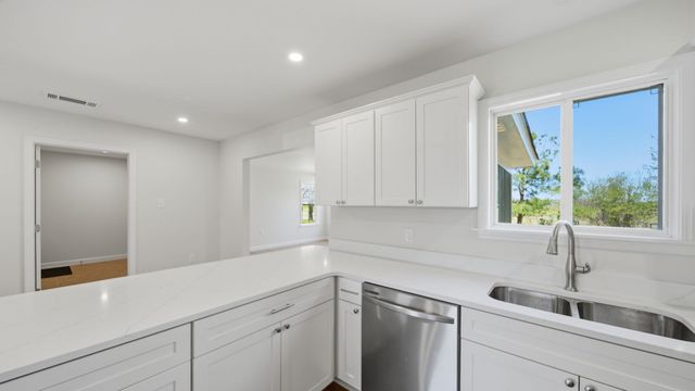 1254 BURNETT LN, Covington, TN 38019