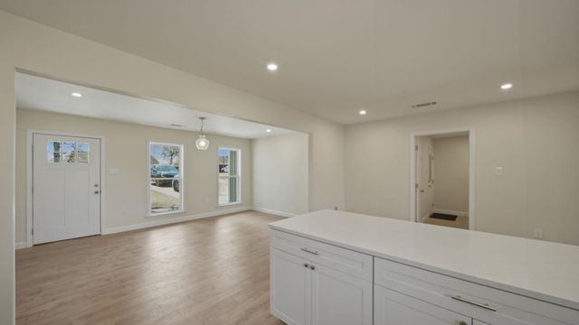 1254 BURNETT LN, Covington, TN 38019