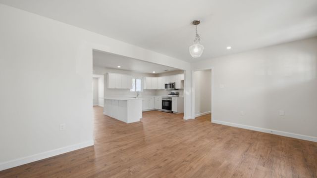 1254 BURNETT LN, Covington, TN 38019