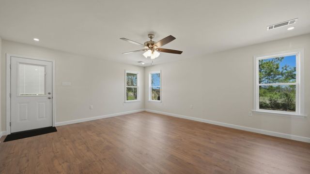 1254 BURNETT LN, Covington, TN 38019