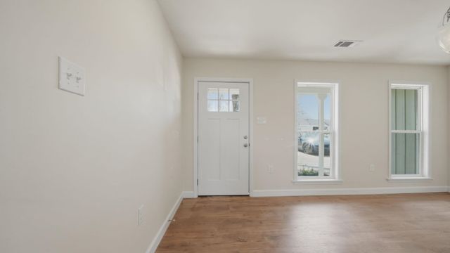 1254 BURNETT LN, Covington, TN 38019