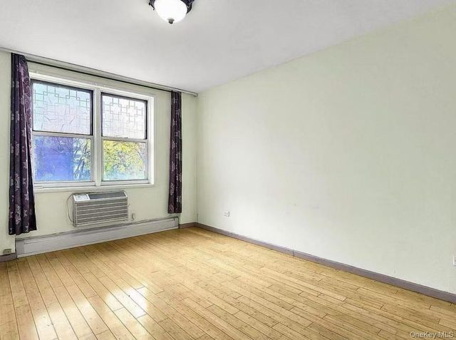 14055 34th Avenue 5B, Flushing, NY 11354