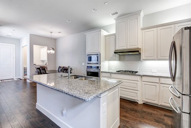 1033 Water Street, Carrollton, TX 75007
