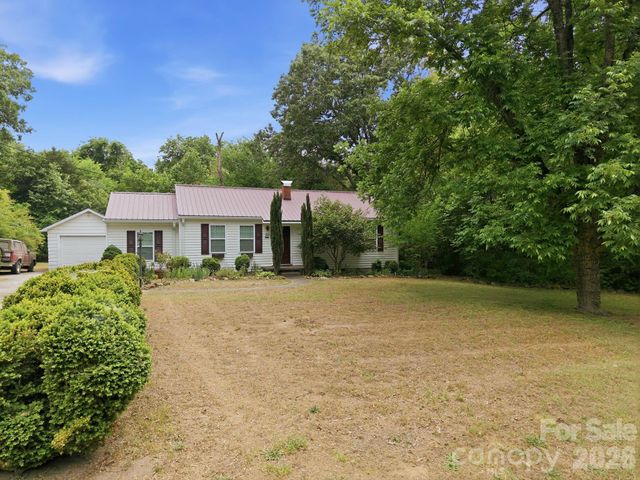 211 Sowers Ferry Road, Salisbury, NC 28144