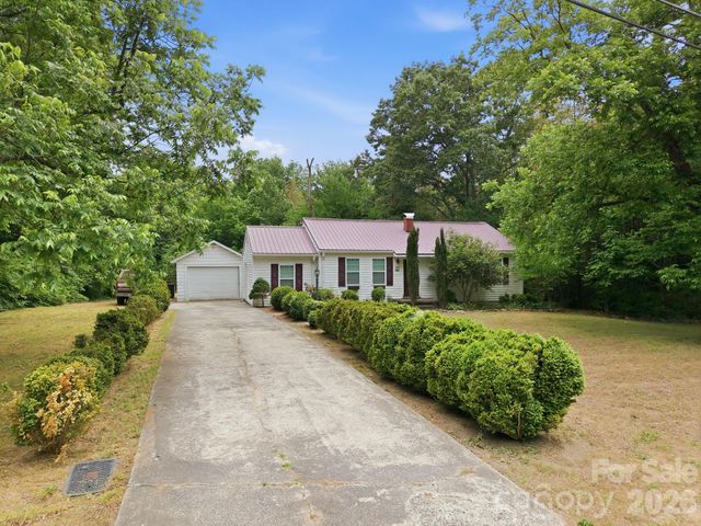 211 Sowers Ferry Road, Salisbury, NC 28144