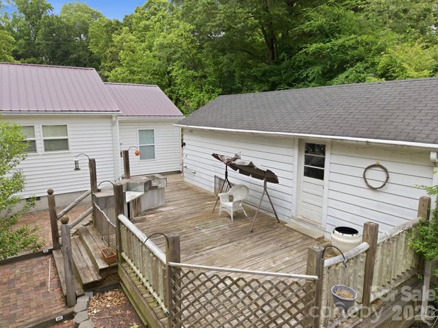 211 Sowers Ferry Road, Salisbury, NC 28144