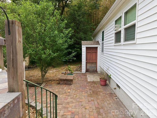 211 Sowers Ferry Road, Salisbury, NC 28144