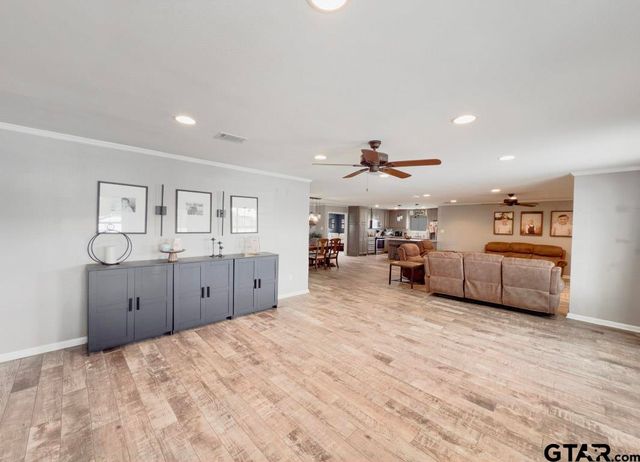 13760 FM 315 N, Chandler, TX 75758