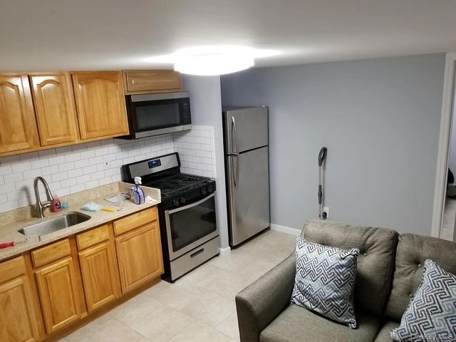 3410 Bronxwood Avenue, Bronx, NY 10469