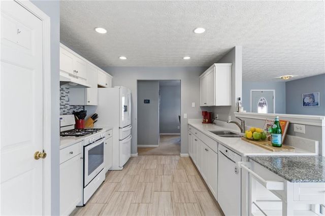 8425 River Hill Commons Drive, Ball Ground, GA 30107