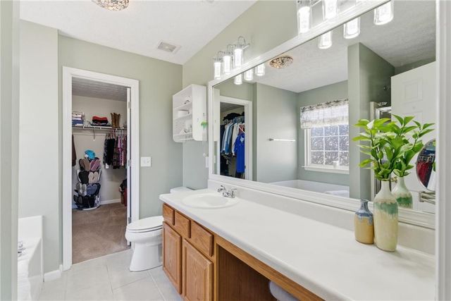 8425 River Hill Commons Drive, Ball Ground, GA 30107