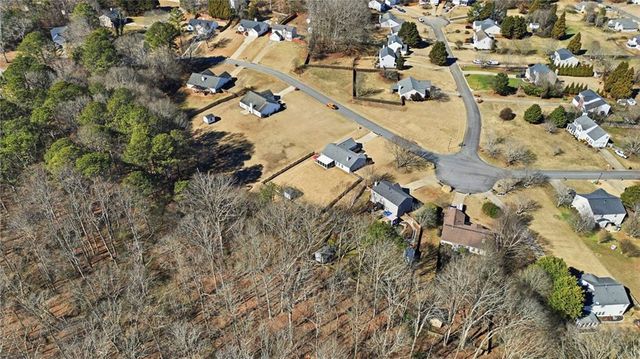 8425 River Hill Commons Drive, Ball Ground, GA 30107