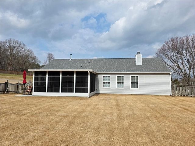 8425 River Hill Commons Drive, Ball Ground, GA 30107