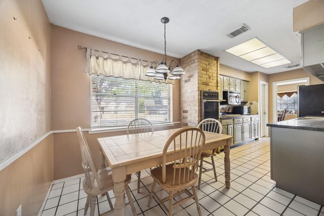 11302 Brighton Lane, Meadows Place, TX 77477