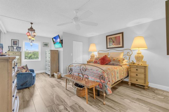 6795 Huntington Lane 306, Delray Beach, FL 33446