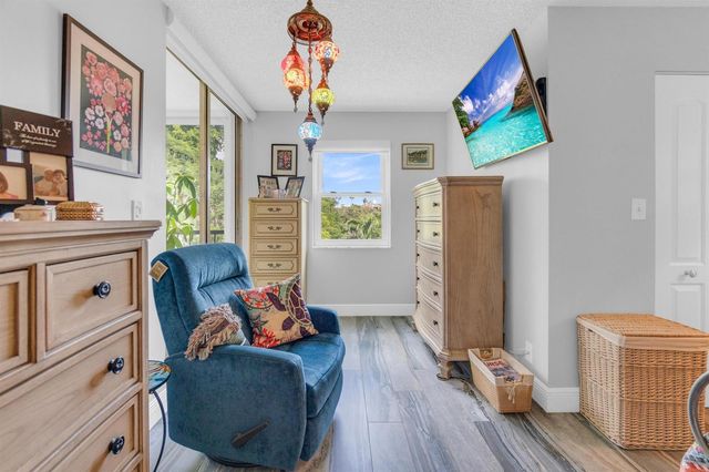 6795 Huntington Lane 306, Delray Beach, FL 33446