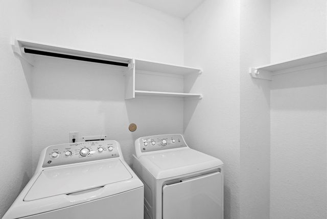 116 West Coralburst Loop, Montgomery, TX 77316