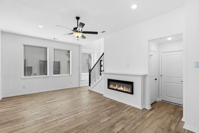 116 West Coralburst Loop, Montgomery, TX 77316