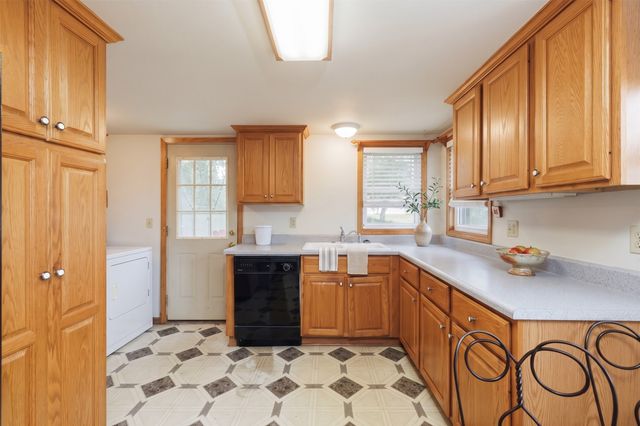 3875 NW Irvinedale Drive, Ankeny, IA 50023