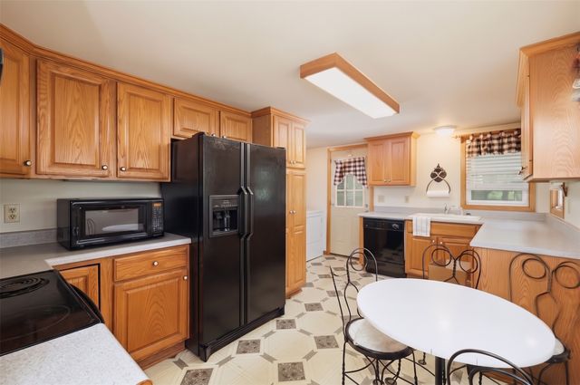 3875 NW Irvinedale Drive, Ankeny, IA 50023