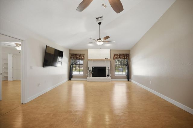 8930 SE 17TH COURT, Ocala, FL 34480