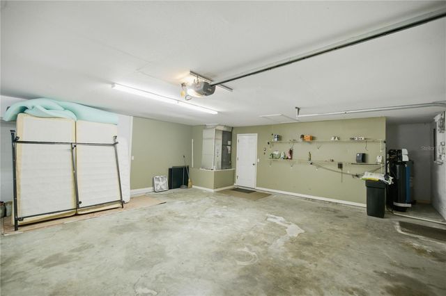 8930 SE 17TH COURT, Ocala, FL 34480