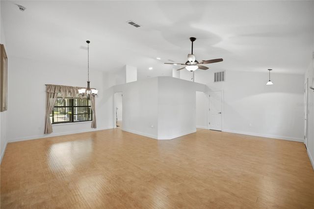 8930 SE 17TH COURT, Ocala, FL 34480