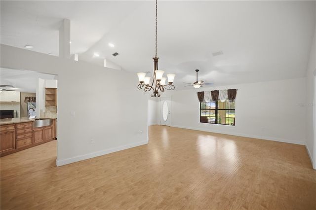 8930 SE 17TH COURT, Ocala, FL 34480
