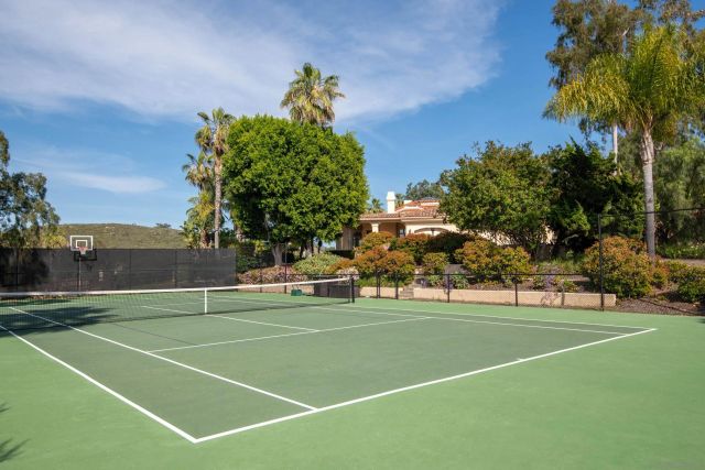 18044 Loma Alegre, Rancho Santa Fe, CA 92067