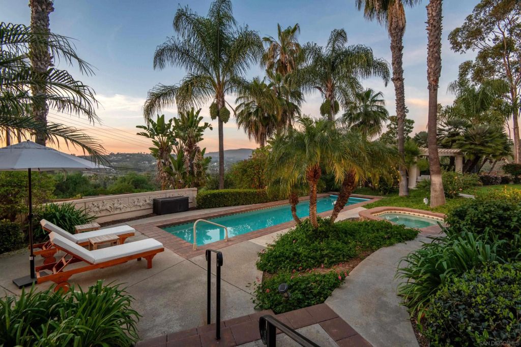18044 Loma Alegre, Rancho Santa Fe, CA 92067