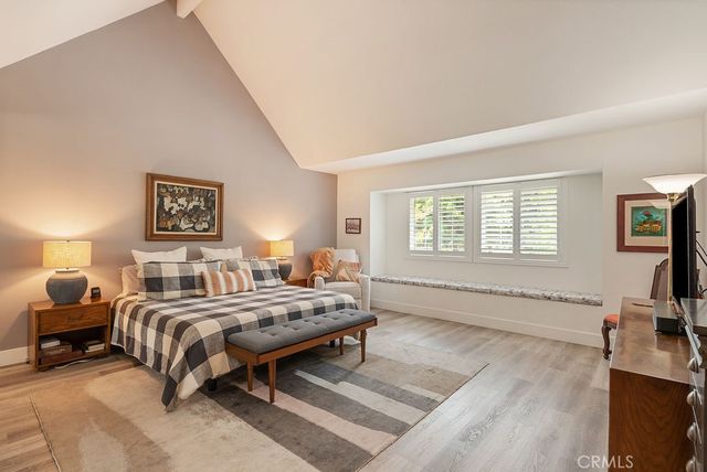 3433 Wimbledon Way, Costa Mesa, CA 92626