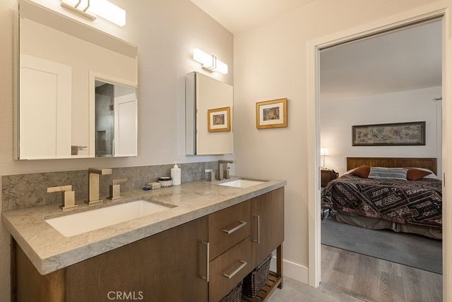 3433 Wimbledon Way, Costa Mesa, CA 92626