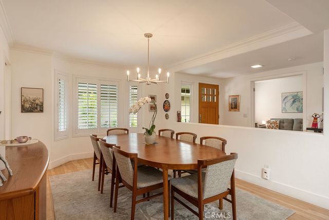 3433 Wimbledon Way, Costa Mesa, CA 92626