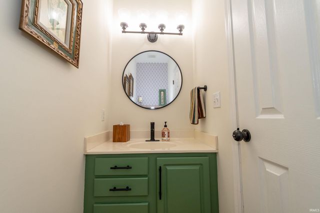 51861 S Lake Court, Granger, IN 46530