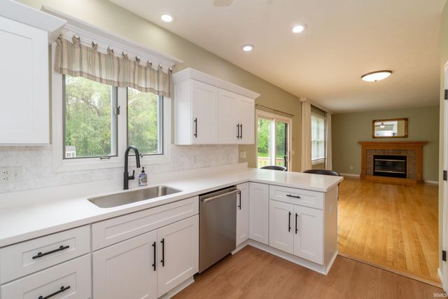 51861 S Lake Court, Granger, IN 46530