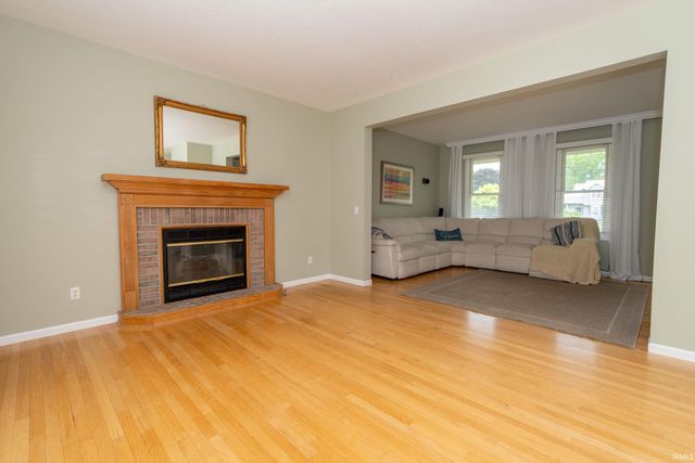 51861 S Lake Court, Granger, IN 46530
