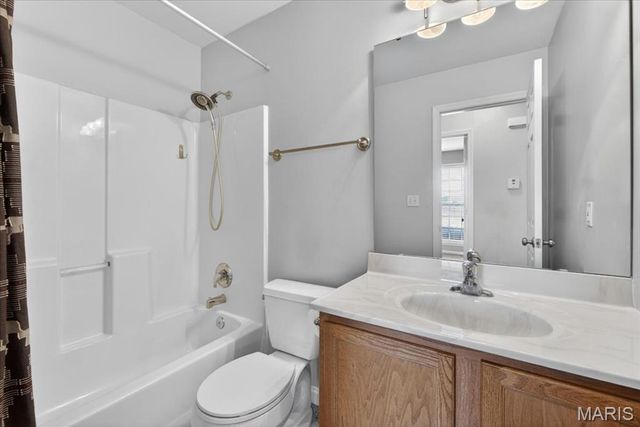 1910 Bonnie Brook Lane, Wentzville, MO 63385